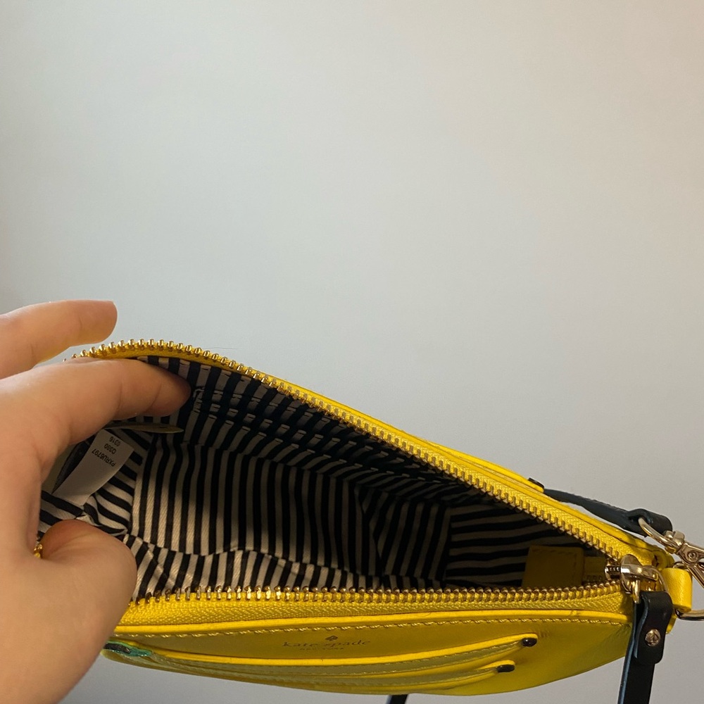 Kate Spade Banana Purse - Picture 3 of 3